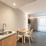 Express & - Rives De Vesle By Ihg Hotel