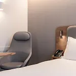 Hotel Express & - Rives De Vesle By Ihg Reims
