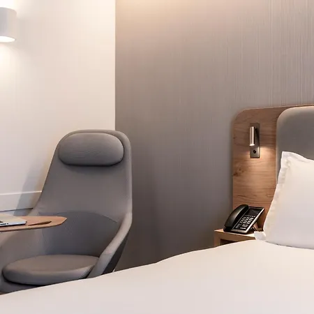 Express & - Rives De Vesle By Ihg فندق رانس