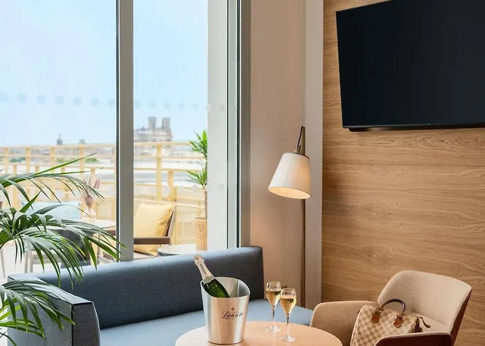 Express & - Rives De Vesle By Ihg Remeš