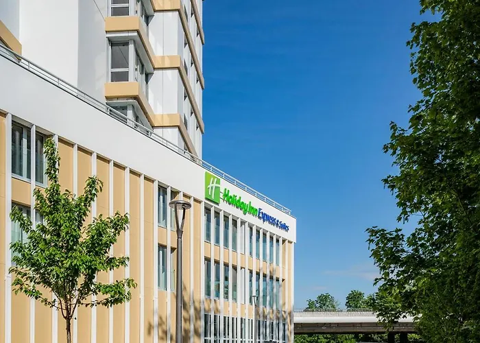 Express & - Rives De Vesle By Ihg Hotel Remeš